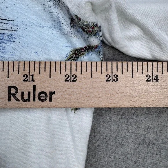 Clearwater Outfitters Christmas T Shirt Mens Large Santa Marlin Fishing Boat - Picture 7 of 11